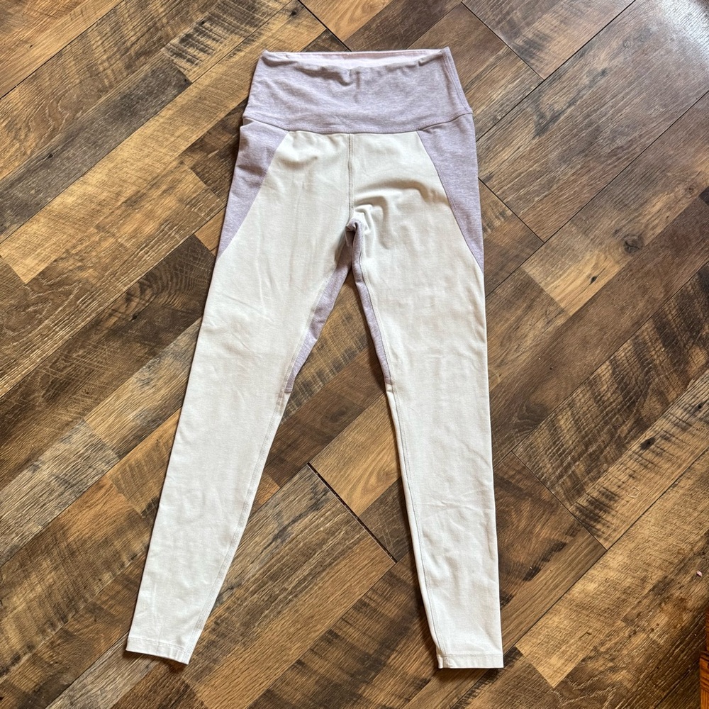 Beyond Yoga Cream and Lavender Leggings